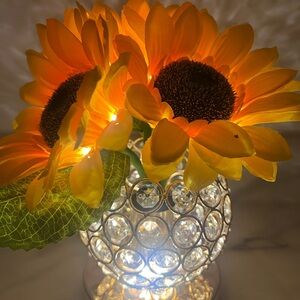 Radiant Sunflower LED Crystal Vase